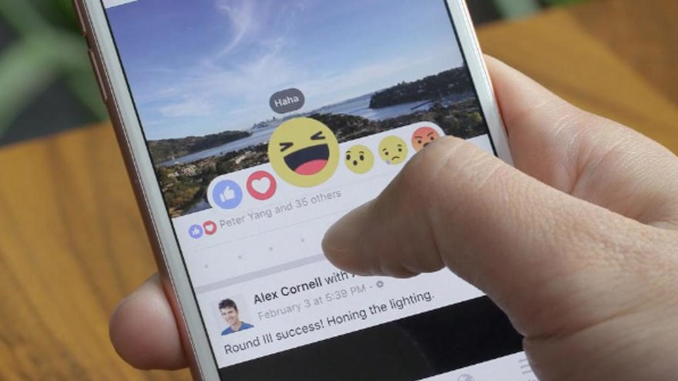 facebook-reaction-emoji-grid