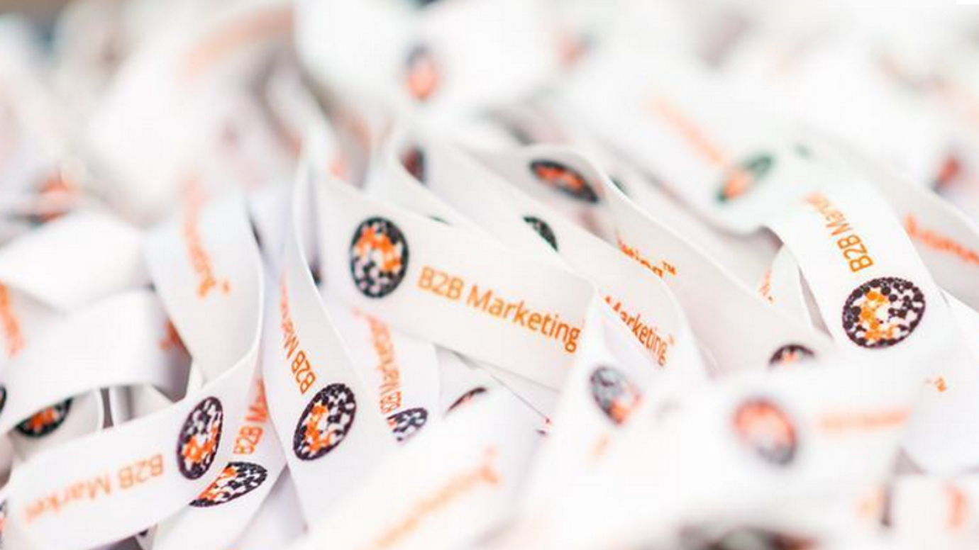 B2B MArketing lanyards - summit 880x495